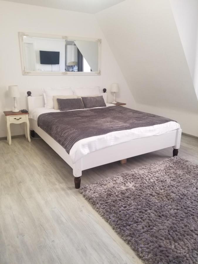 A&A Central Apartment Сибиу Экстерьер фото